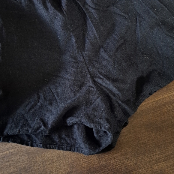 Express Linen Blend Puff Sleeve Black Romper Eyelet Size Medium - Picture 5 of 8